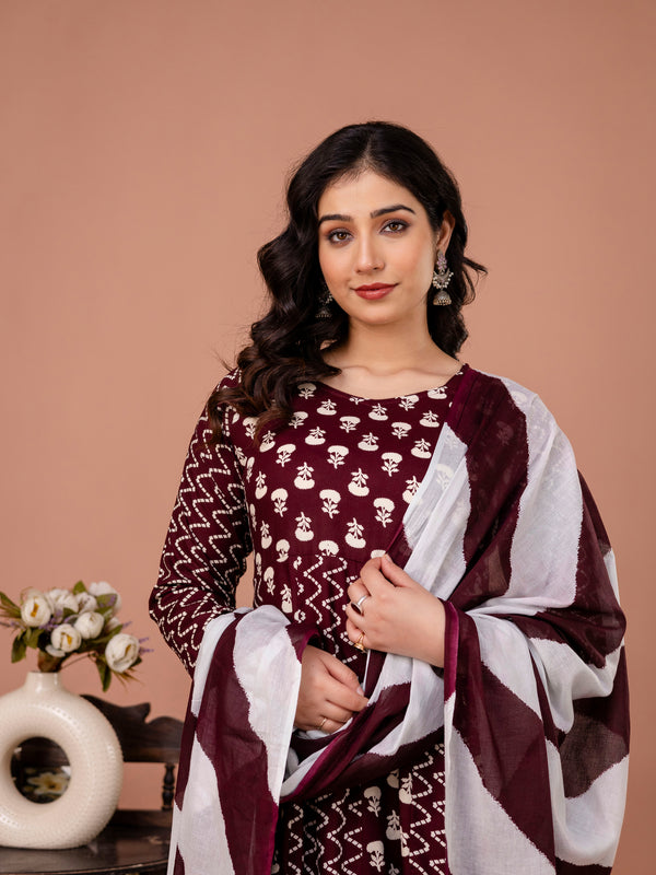 Women's Rayon Anarkali Kurta Set With Dupatta