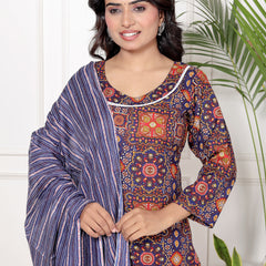 Classic Cotton White Red Floral Printed Kurta Set
