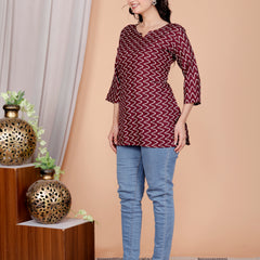 Black zigzag Printed Short Kurti Cotton Blend