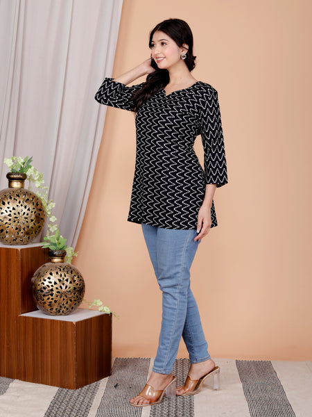 Women's Black Zigzag Print Rayon Short Kurti
