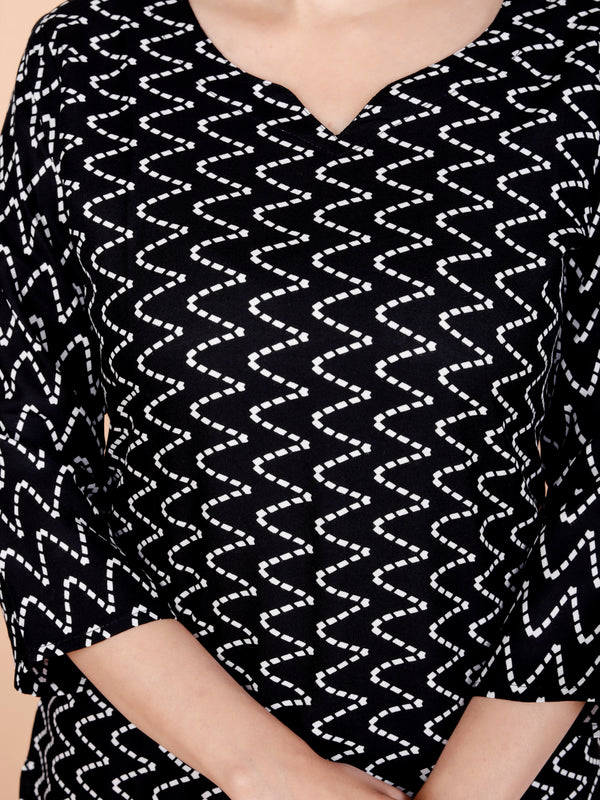 Maroon Zigzag Printed Short Kurti Cotton Blend