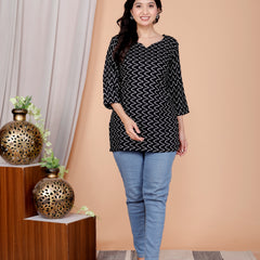 Maroon Zigzag Printed Short Kurti Cotton Blend
