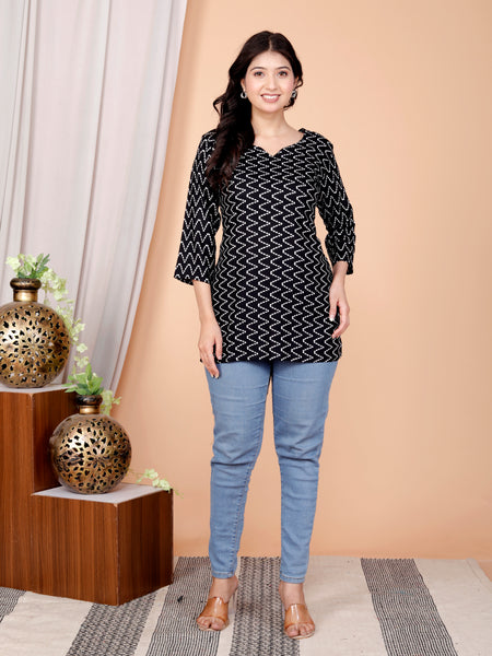 Black zigzag Printed Short Kurti Cotton Blend