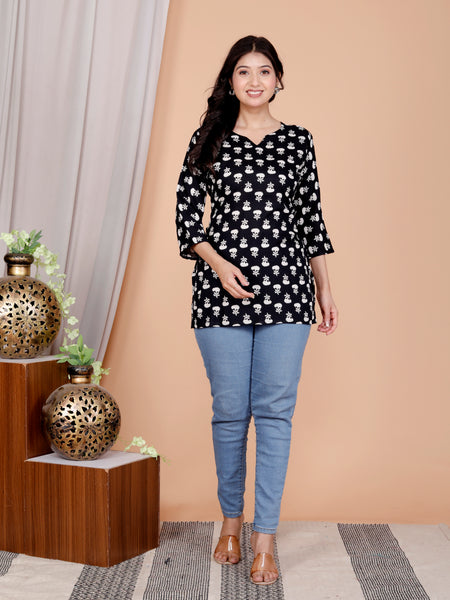 Black Buti Printed Short Kurti Cotton Blend