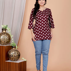 Black Buti Printed Short Kurti Cotton Blend