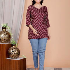 Black zigzag Printed Short Kurti Cotton Blend